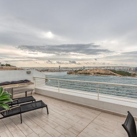 49/3 Seafront Duplex Penthouse In Валетта Экстерьер фото